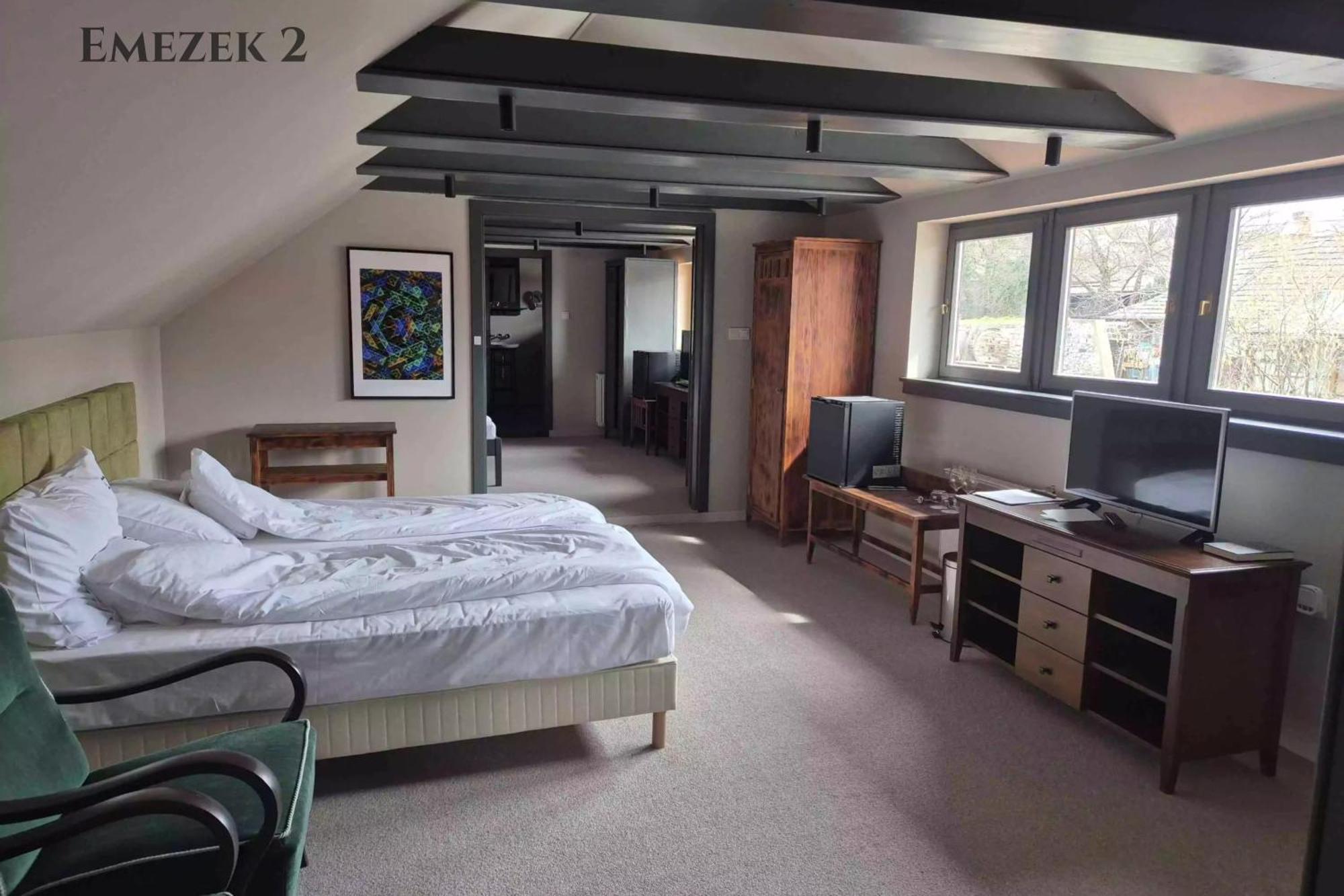 Barka Galeria Hotel Es Etterem Tállya 외부 사진