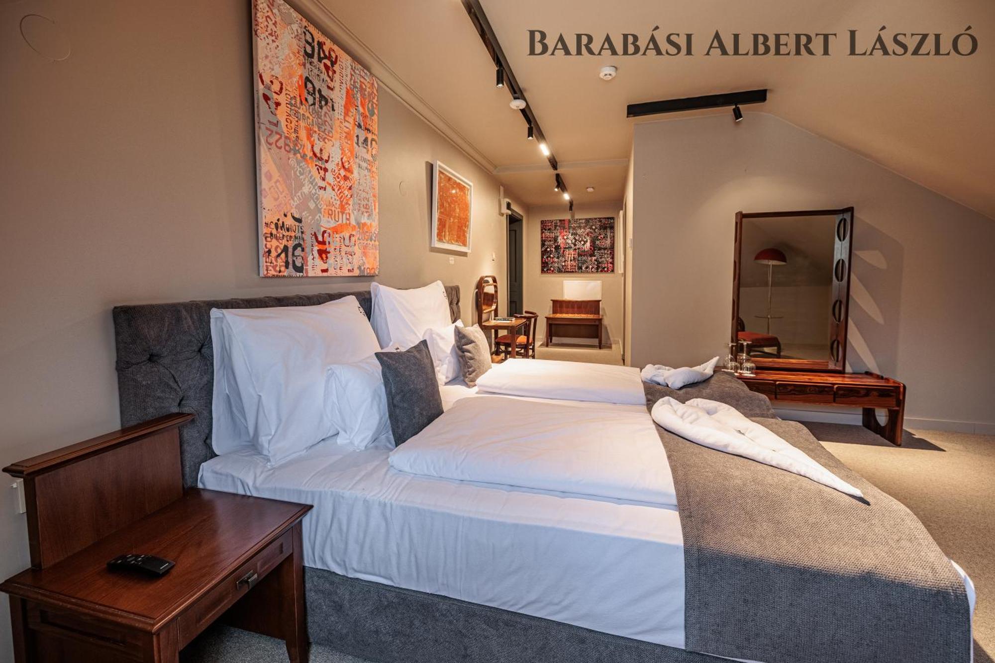 Barka Galeria Hotel Es Etterem Tállya 외부 사진