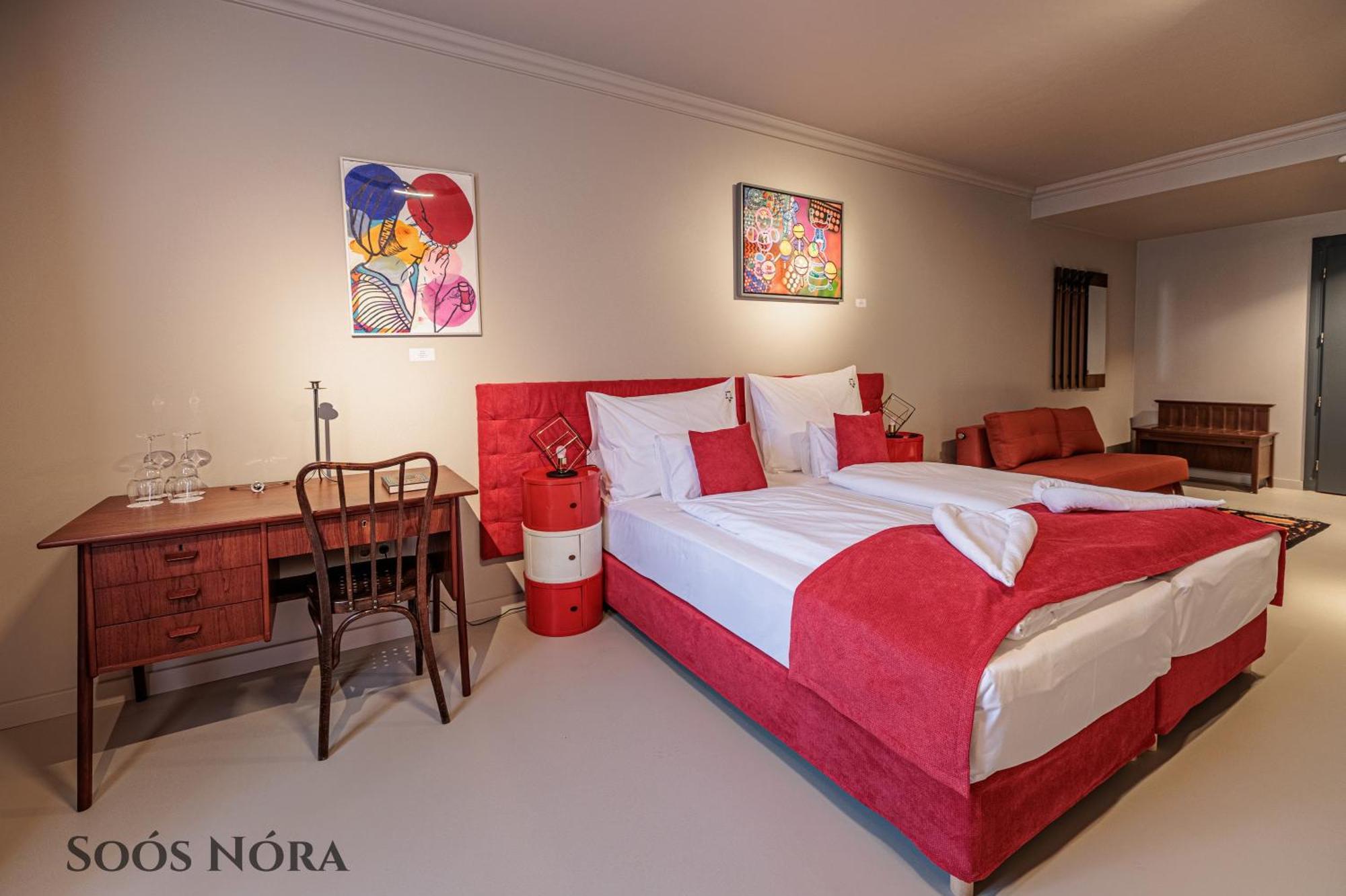 Barka Galeria Hotel Es Etterem Tállya 외부 사진